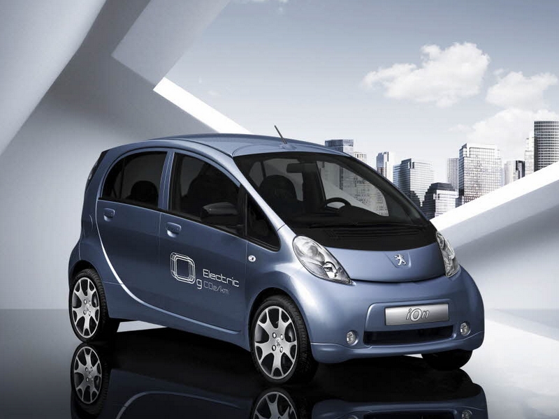 Peugeot se vrací k elektrickému pohonu
